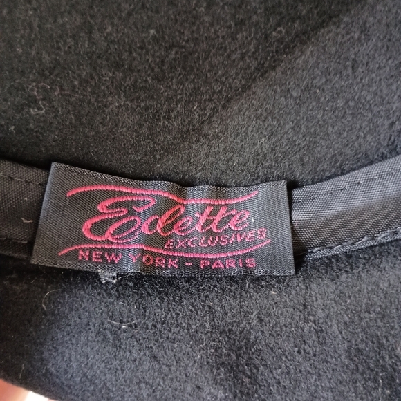 Vintage Edette Exclusive Womens Hat Black W Feathers 100% Wool Felt OS main image 4